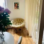 70m2 Romantic Living In The Old Town With Garden Daire