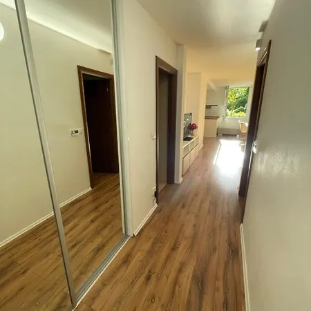 70m2 Romantic Living In The Old Town With Garden Apartment