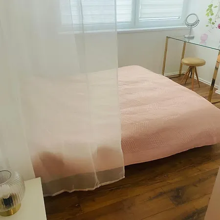 Apartment 70m2 Romantic Living In The Old Town With Garden *