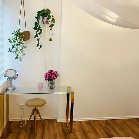 70m2 Romantic Living In The Old Town With Garden * Bratislava