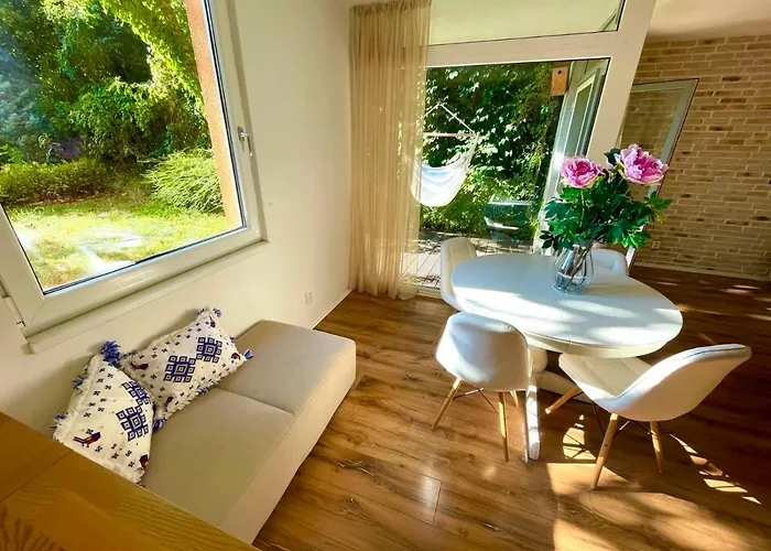 70m2 Romantic Living In The Old Town With Garden Lägenhet Bratislava