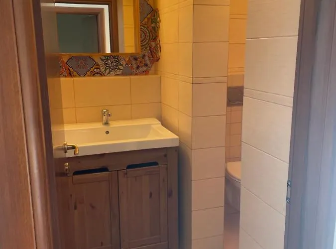 Lägenhet 70m2 Romantic Living In The Old Town With Garden Bratislava