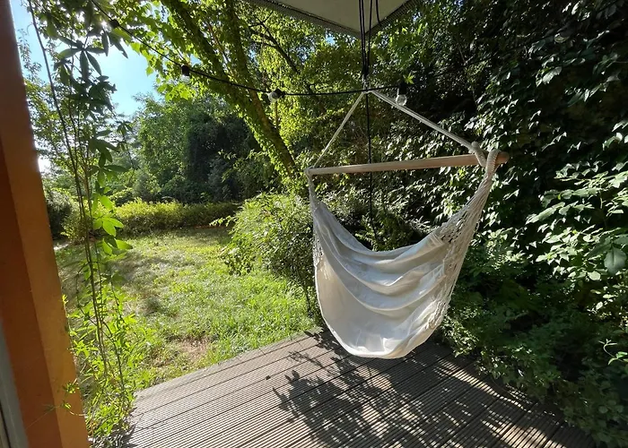 Lägenhet 70m2 Romantic Living In The Old Town With Garden Bratislava