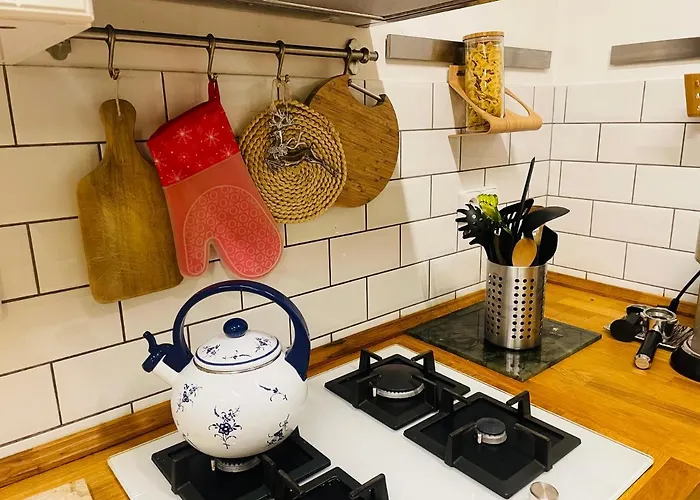 Lägenhet 70m2 Romantic Living In The Old Town With Garden *