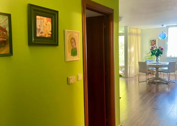 70m2 Romantic Living In The Old Town With Garden Bratislava