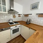 70m2 Romantic Living In The Old Town With Garden