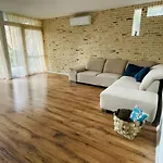 70m2 Romantic Living In The Old Town With Garden