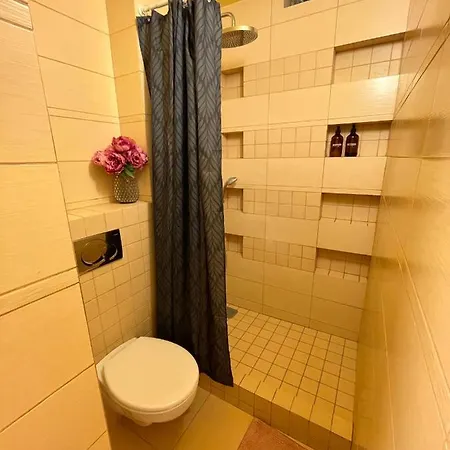 アパート 70m2 Romantic Living In The Old Town With Garden ブラチスラヴァ